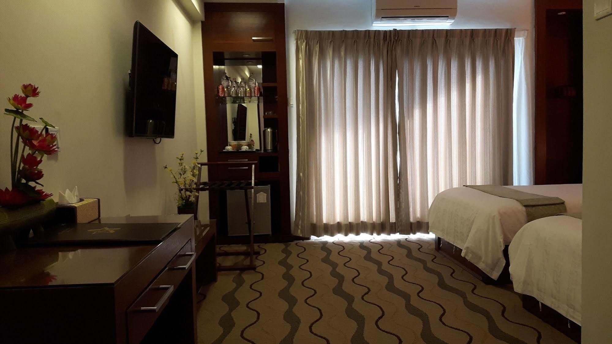 City Star Hotel Rangun Zewnętrze zdjęcie